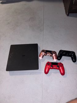 PlayStation 4 Slim Console with 3 Controllers & Games