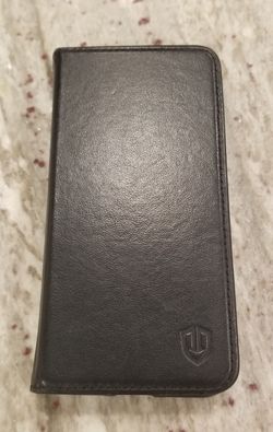 iPhone 8 wallet case