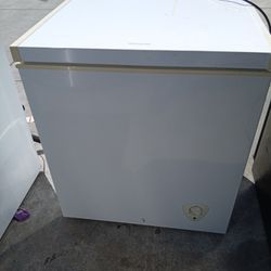 Frigidaire Chest Freezer