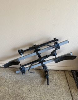 Classic Thule T2 Bike Hitch Rack (Holds 2 bikes)