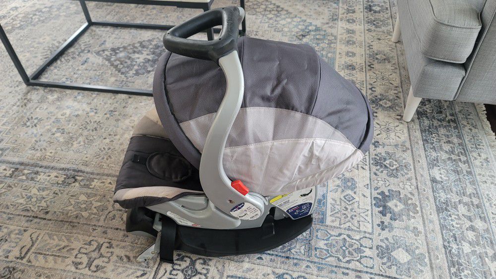 Baby Trend Infant Car Seat! 