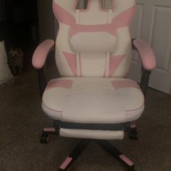Pink Gaming Chair & White Desk To Go With 