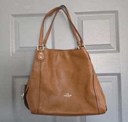 Coach  shoulder bag