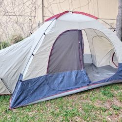 Large White/Red/Blue/Grey Sears Hillary