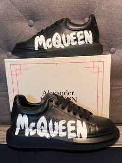 Alexander McQueen Graffiti