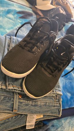 Nike Low-Top Sneakers Black Knit volleyball
