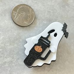 HALLOWEEN ACRYLIC SHEET GHOST W/ BAT BOW HOLDING STANLEY TUMBLER BROOCH PIN