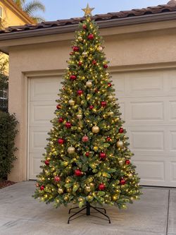 Árbol de Navidad de 9 pies con luces LED cálidas
