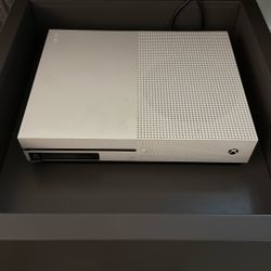 Xbox One S 1 Tb