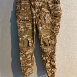 Tactical pants