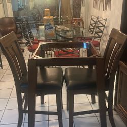 Table Real Solid Mahogany With Chairs. And Top 