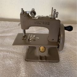 Antique Toy Singer Sewing Machine 