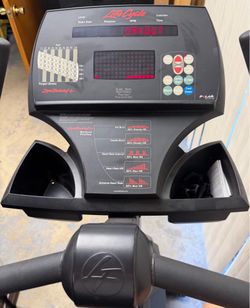 Life Fitness LifeCycle C7i Commercial Exercise Bike – Fully Working