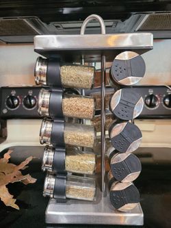 Ole Thompson Rotating 20 Spice Rack