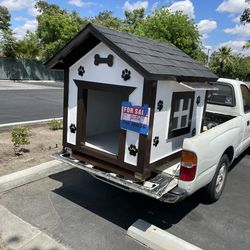 Brand New Dog House For Sale