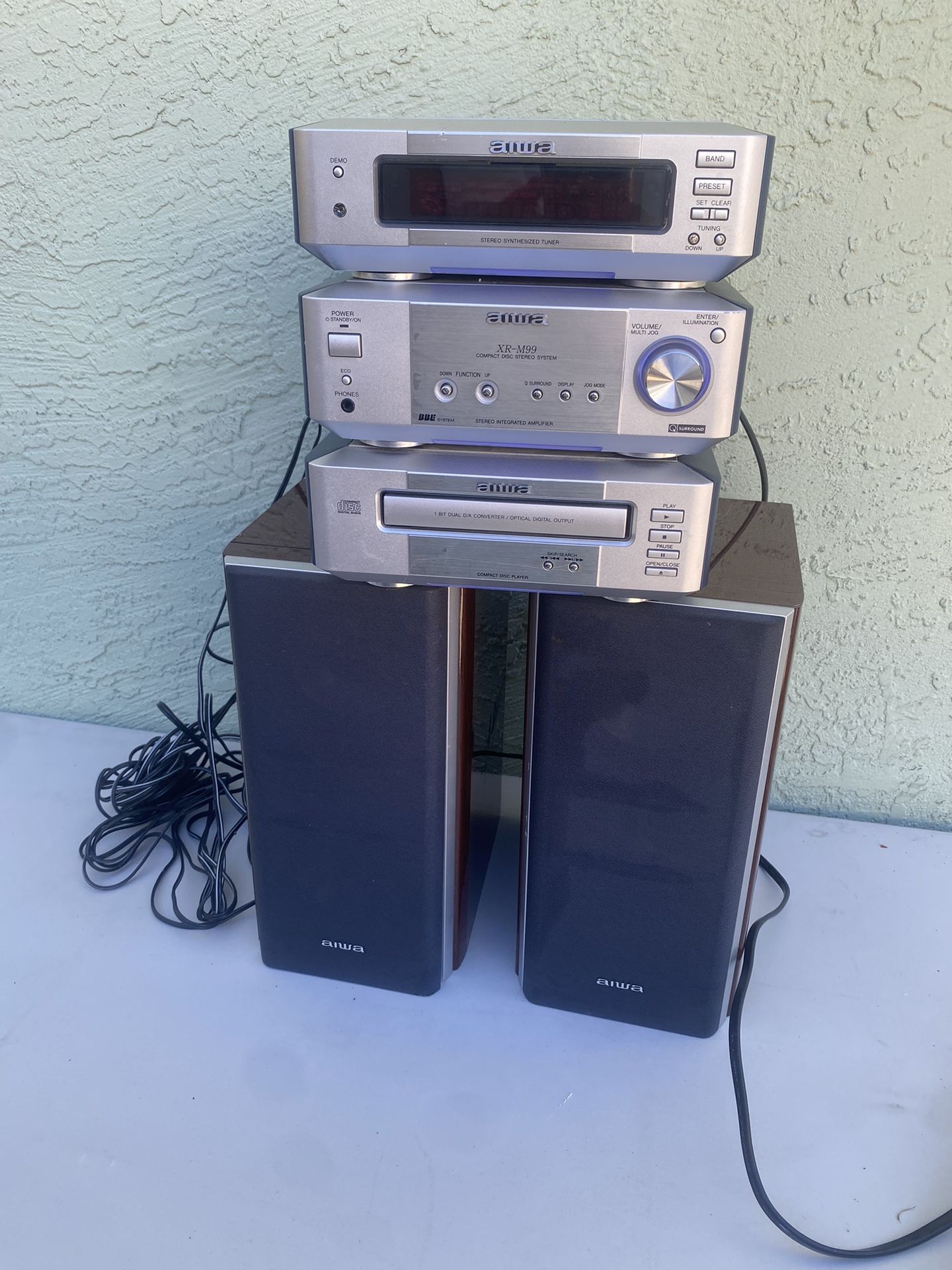 AIWA XR-M99 Compact Disc Stereo System