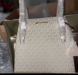 Mk purse