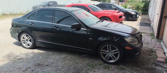 2012 Mercedes Benz c250 parts or complete
