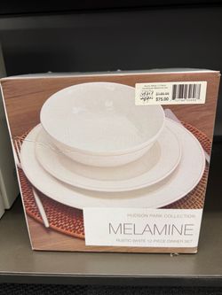 Rustic White 12 pc Melamine Dinnerware Set