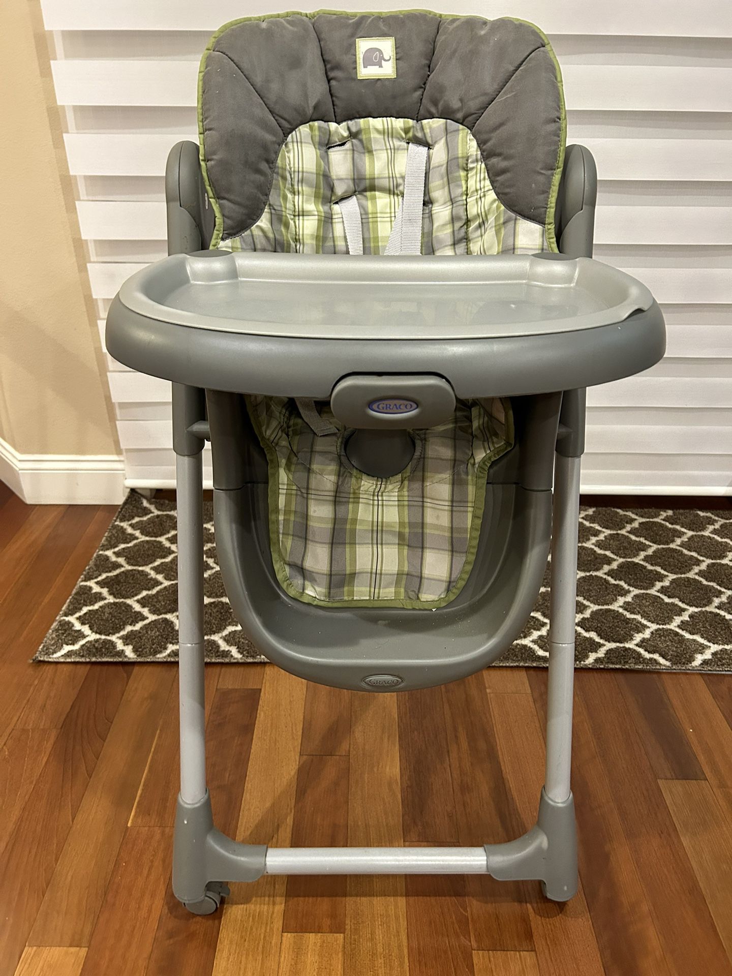 Graco High Chair - Excellent Condition 