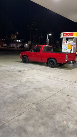 1995 Nissan Pickup