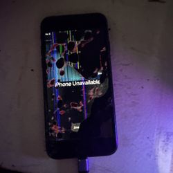Apple iPhone 8 – turns on, needs screen repair – cheap