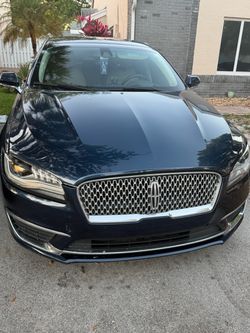 2017 Lincoln MKZ