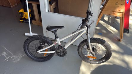 Kids bike