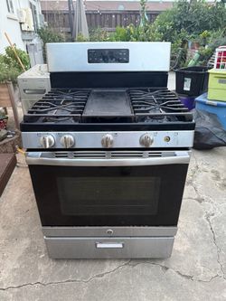 GE Gas Stove