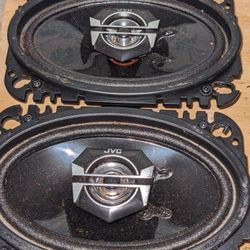 4x6"Jvc Speakers/Pioneer Head Unit