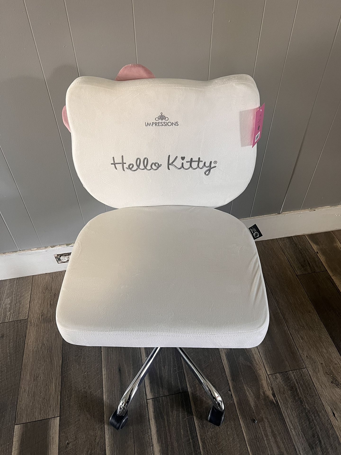 Hello Kitty, Swivel Chair