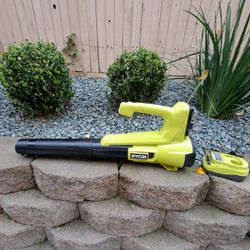 ONE+ 18V 90 MPH 250 CFM Cordless Battery Leaf Blower/Sweeper with 2.0 Ah Battery and Charger
