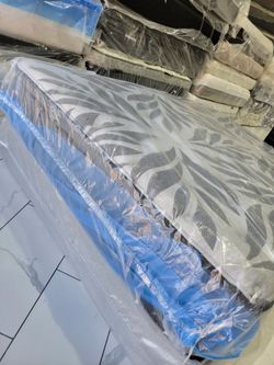 Queen sizes mattress set