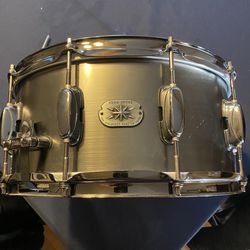 TAMA Metalworks 10 Lug Snare Drum 14x6.5” Black Nickel Hardware