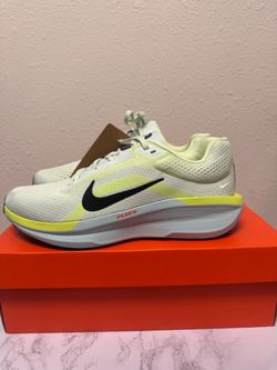 Nike air winflo11 9.5m 11.s