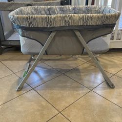 Bassinet 