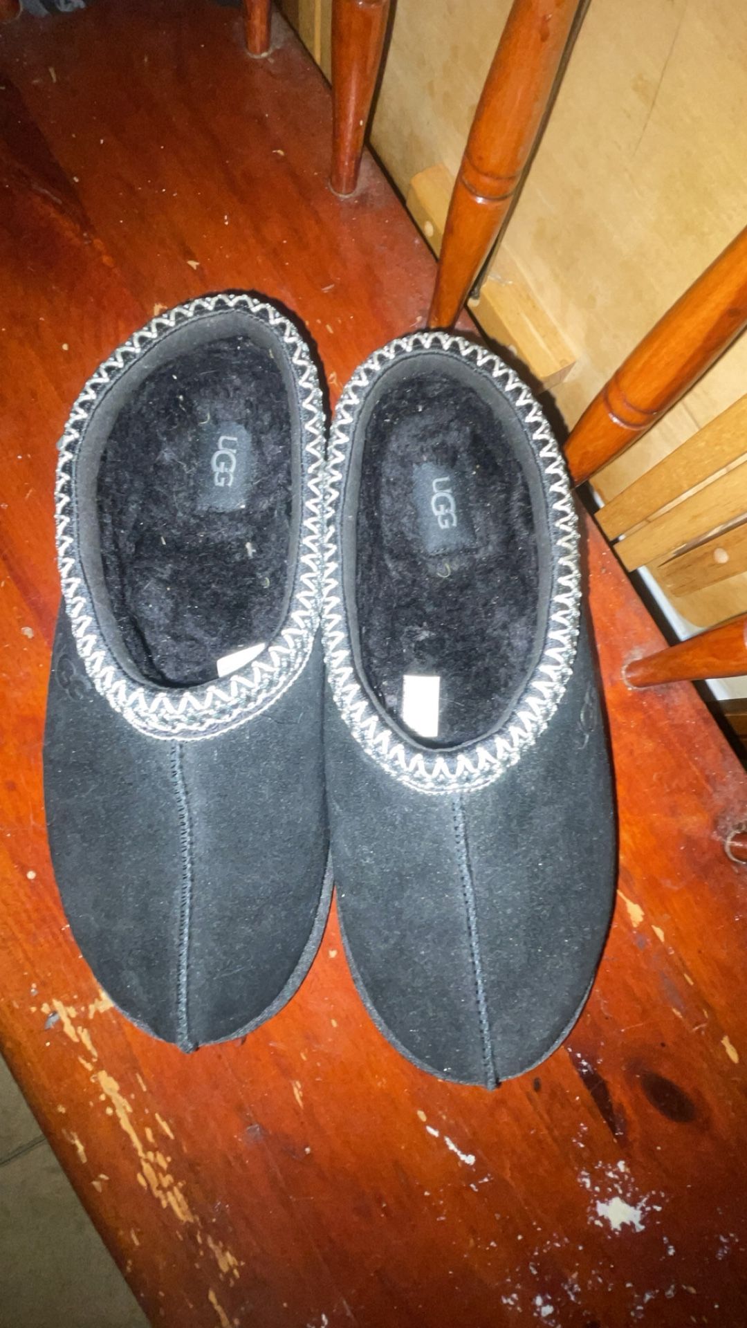 Uggs black size 10