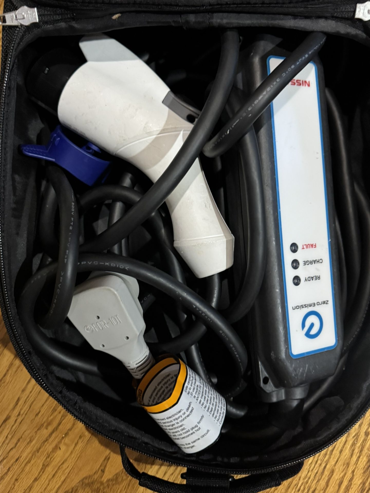 Charge Nissan Leaf