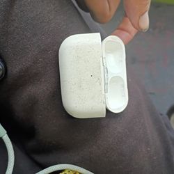 Apple Airpods Chase 4th Generation