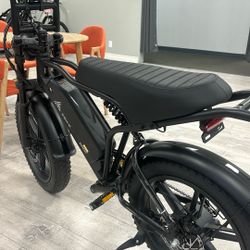 650 Out Door Price For Brand New Moped Style Ebike 