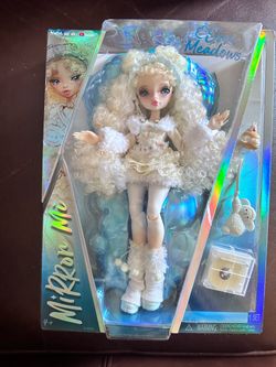 Mirror Mi Shai Meadows doll