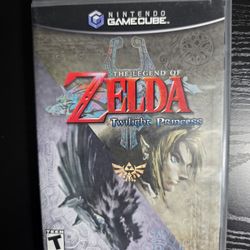The Legend of Zelda: Twilight Princess GameCube CIB  with Inserts and Tested!