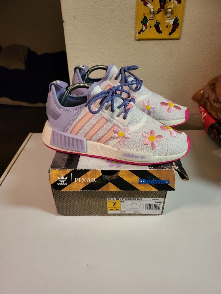 Monsters Inc NMD_R1 Shoes Boo Size 7y-8.5  Women's $50 