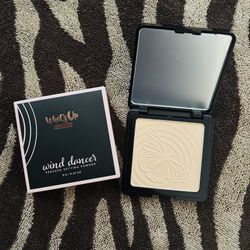 LIGHT Wind Dancer What’s Up Beauty Butterfly Compact w/ Mirror Pressed Powder