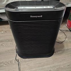 Honeywell HPA300 Air Purifier