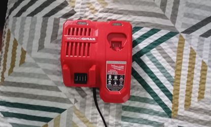 Milwaukee rapid charger