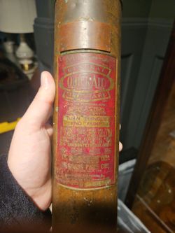 Vintage General Quick Aid Brass Fire Extinguisher When Fire Starts 17