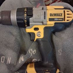 DeWalt 20v Max Drill/Driver DCD980