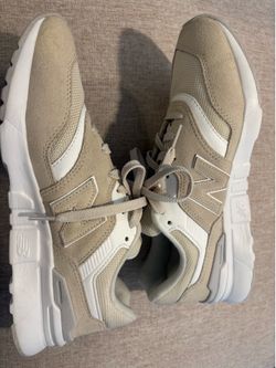 New balance shoes