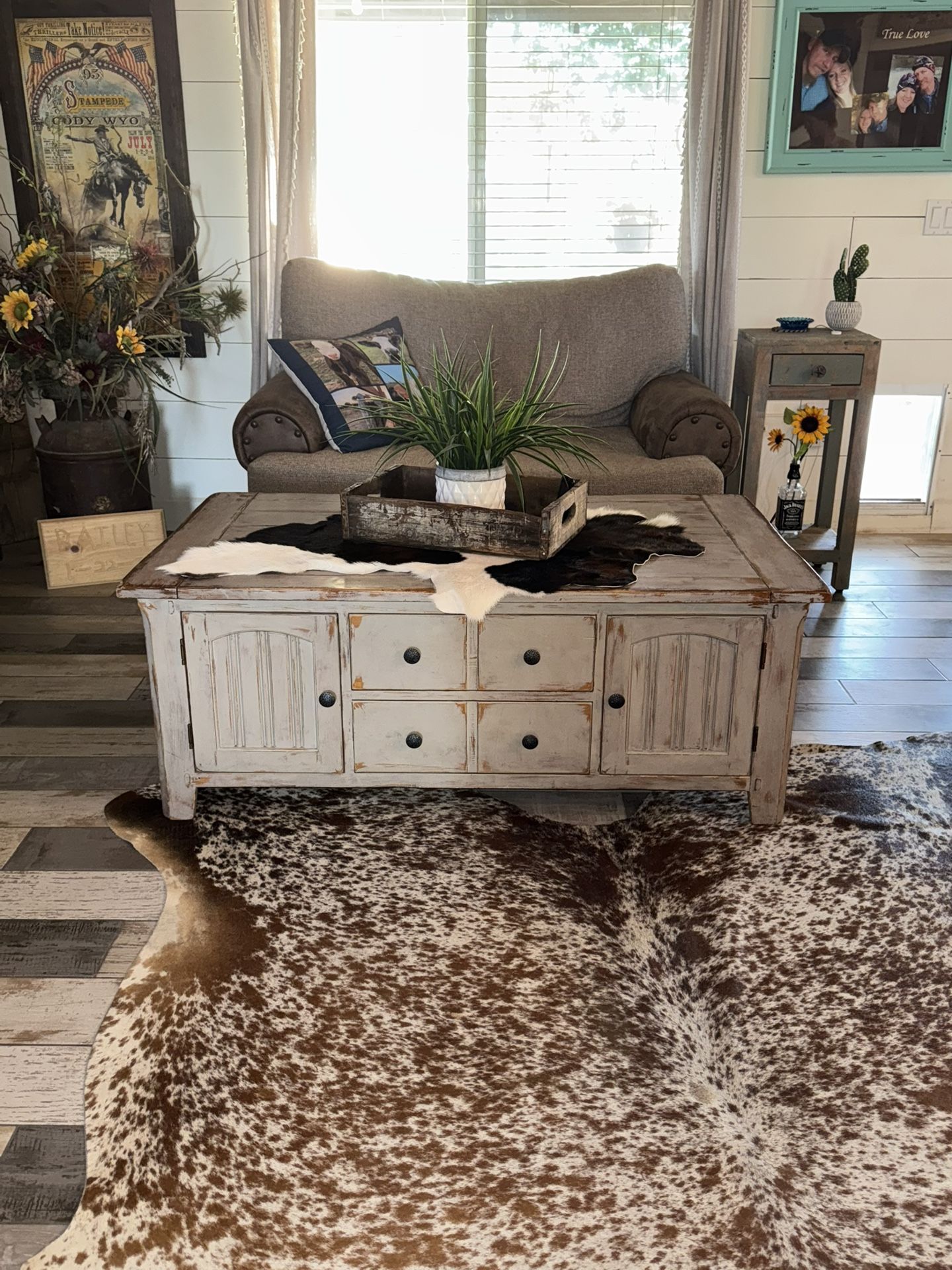 Nice Rustic Distressed Storage Coffee Table